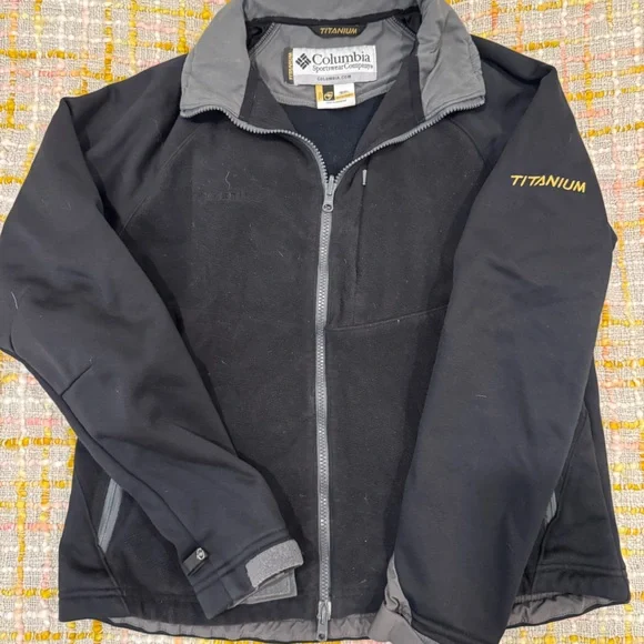 Columbia Titanium Jacket - Picture 2 of 4